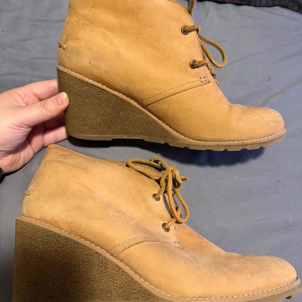 Sperry Celeste Prow Tan Ankle Wedge Leather Boots Size 10